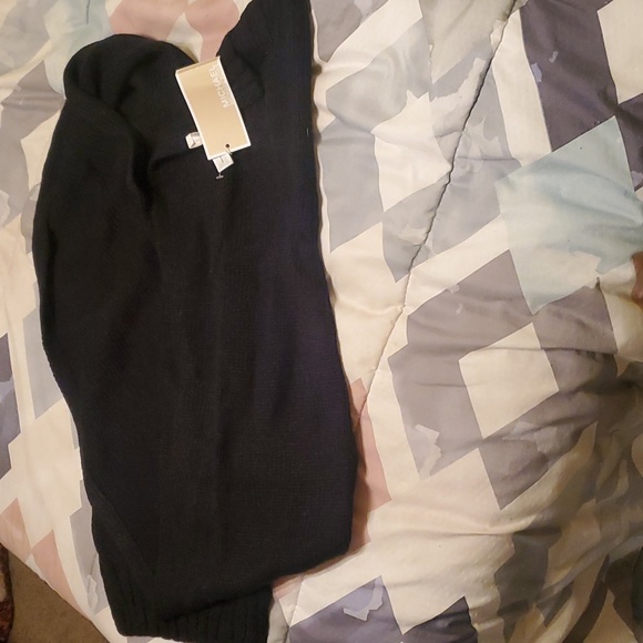 NWT Michael Kors Black Scarf - Picture 6 of 9